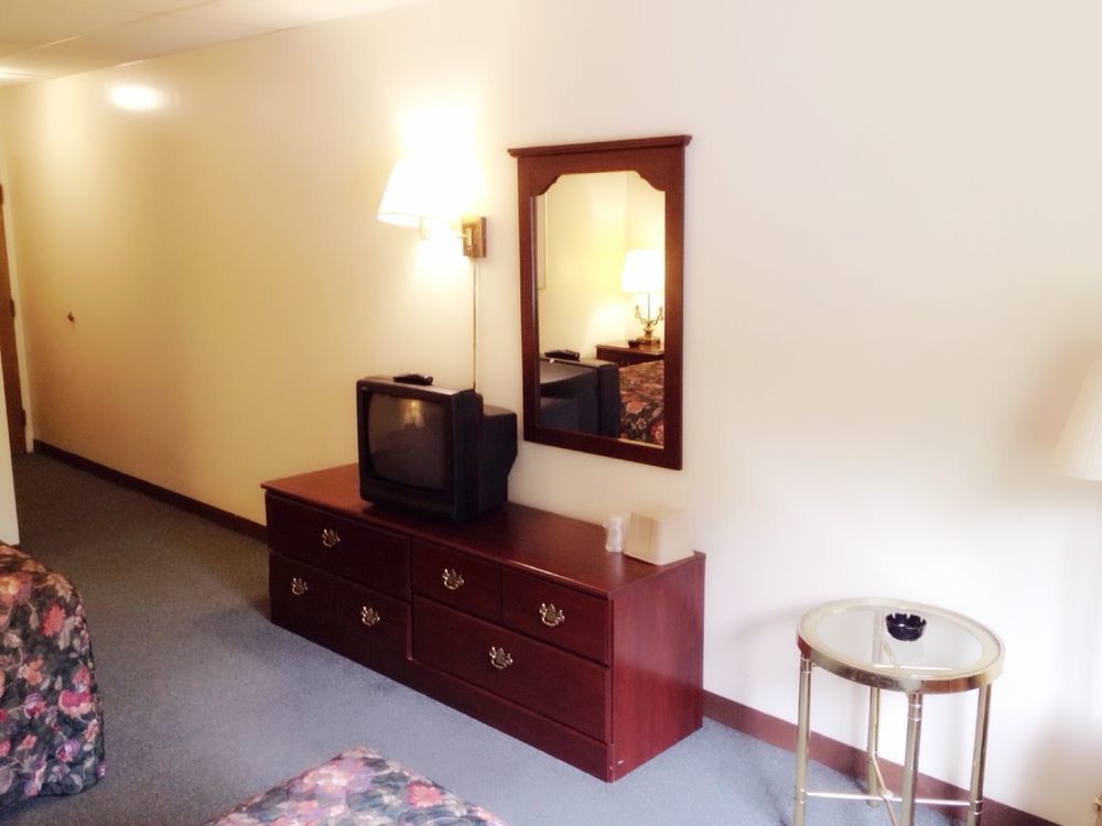 Tappan Zee Hotel West Nyack Bagian luar foto