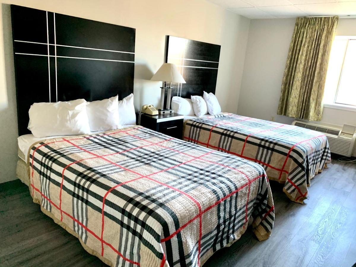 Tappan Zee Hotel West Nyack Bagian luar foto