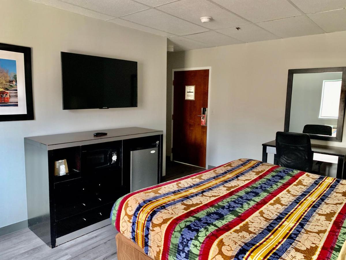 Tappan Zee Hotel West Nyack Bagian luar foto