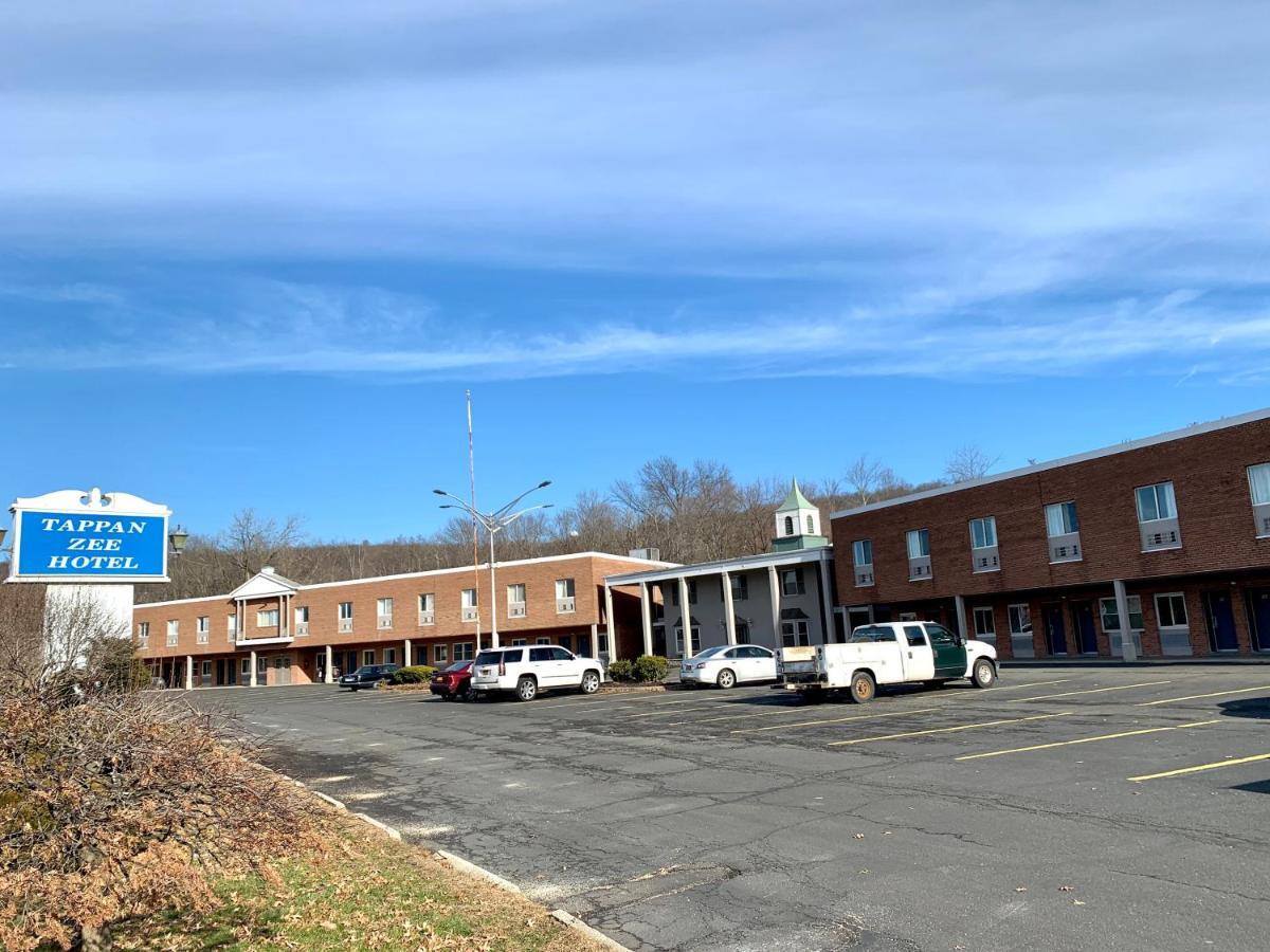 Tappan Zee Hotel West Nyack Bagian luar foto